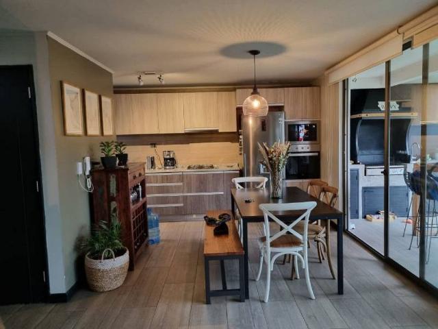 Arriendo Casa Huechuraba casa de lujo 3 dorm y terraza de vidrio. huechuraba