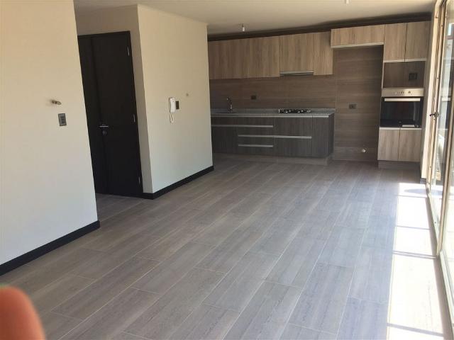 Arriendo Casa Huechuraba Pedro fontova/ maitenes/ strip center