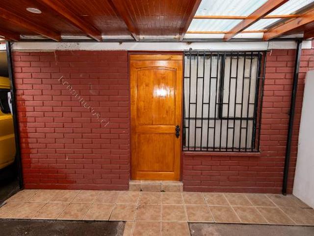 ARRIENDO CASA LA FLORIDA BUEN SECTOR