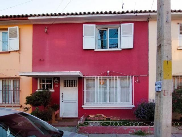 Arriendo casa la serena casa en barrio universitario 3d/2b