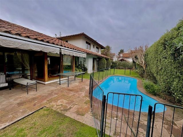 Arriendo Casa Las condes Cercana a Clinica las Condes