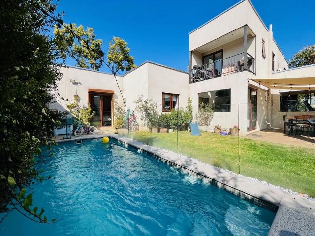 Arriendo Casa Las condes Metro los dominicos/rotonda Atenas/ Mall los Dominicos