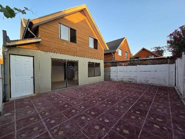 Arriendo Casa Los Portones de Machalí