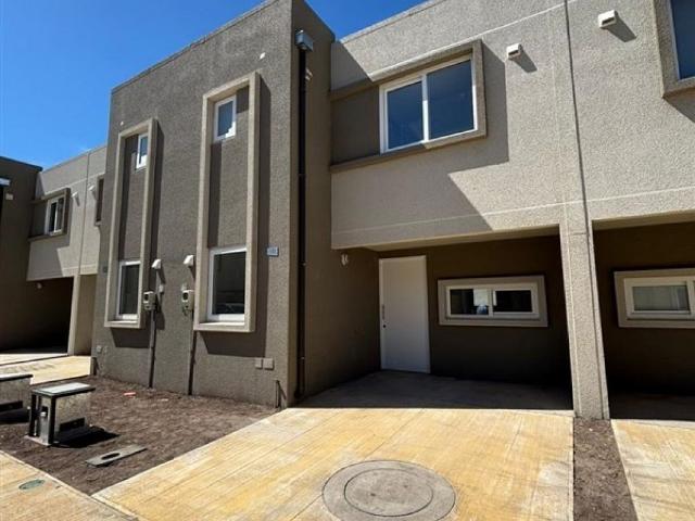 Arriendo Casa Padre hurtado condominio los nogales ii