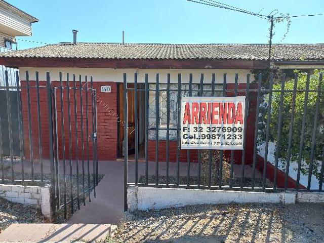 ARRIENDO CASA PAREO SIMPLE