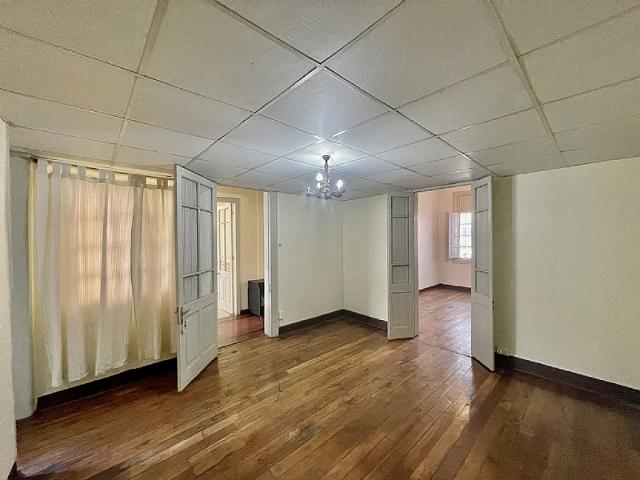 Arriendo Casa Santiago amplia casa a pasos de metro ñuble 4d+1b+1b