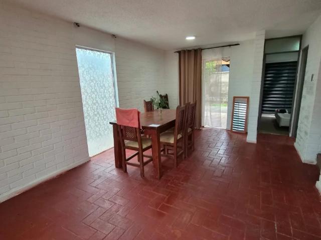 ARRIENDO CASA SECTOR CONDOMINIO LAS PALMERAS