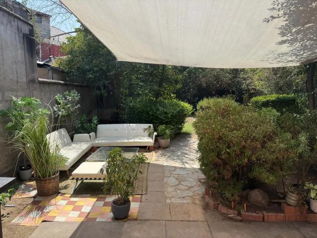 Arriendo casa sector manquehue