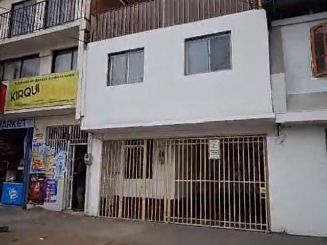 Arriendo Casa sin muebles a paso de Playa Cavancha
