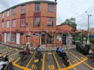 ARRIENDO CASA TIMIZA DIAGONAL AL ARA CONJUNTO TIMIZA CENTRAL