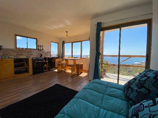 Arriendo casa vista al mar