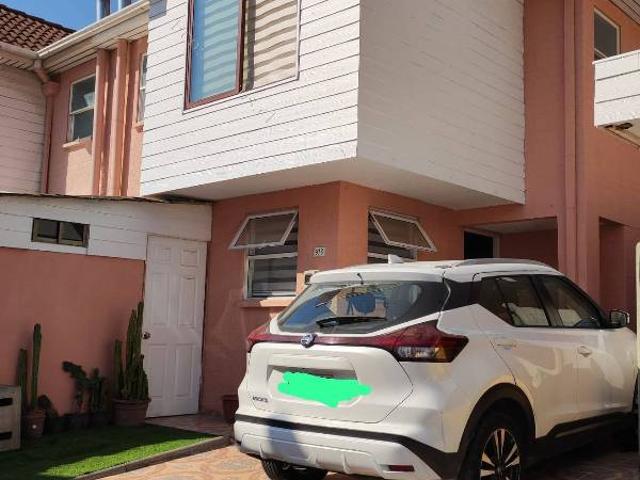 ARRIENDO CASA