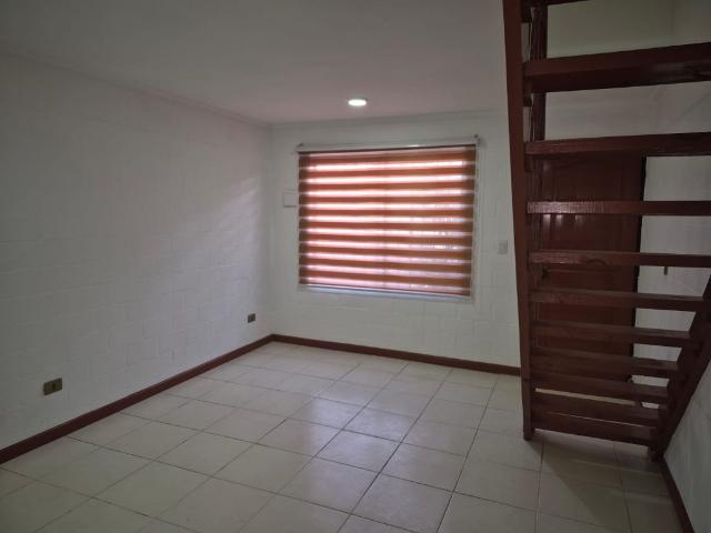 Arriendo casa 2 pisos 2D 1B, Villa Las Américas, Artificio
