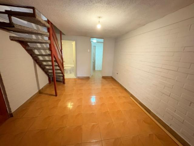 ARRIENDO CASA 2 PISOS, 2HAB, 1BA, PUENTE ALTO
