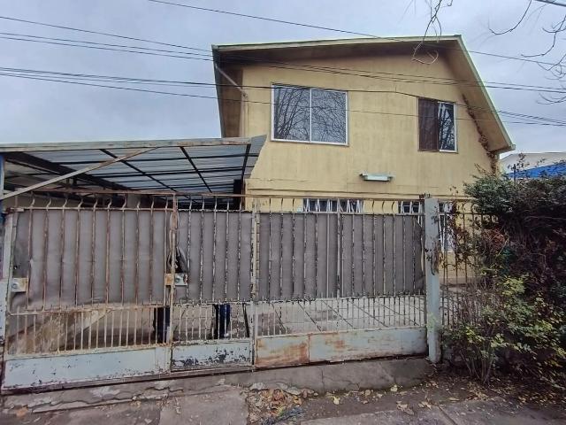Arriendo casa 2 pisos chacao 1241 estacion central