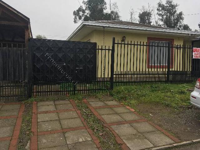 Arriendo Casa 3 dormitorio, terraza techada, patio, etc