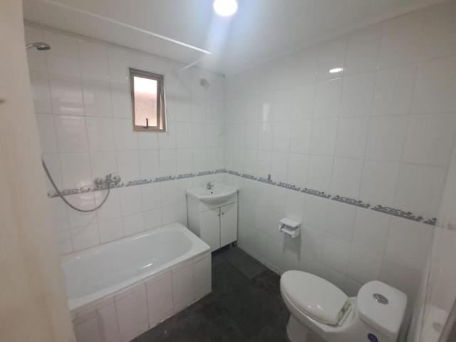 Arriendo casa, 3 dormitorios, 2 baños, cerro bellavista