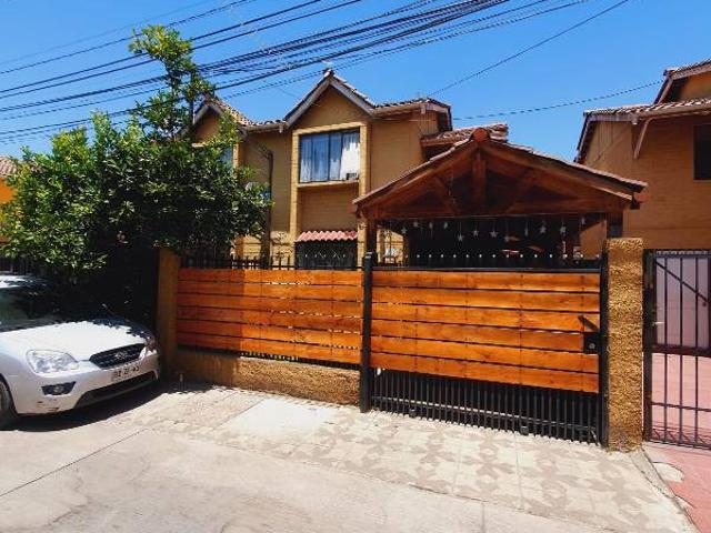 Arriendo casa 3 dormitorios 2 dormitorios Maipu El Abrazo