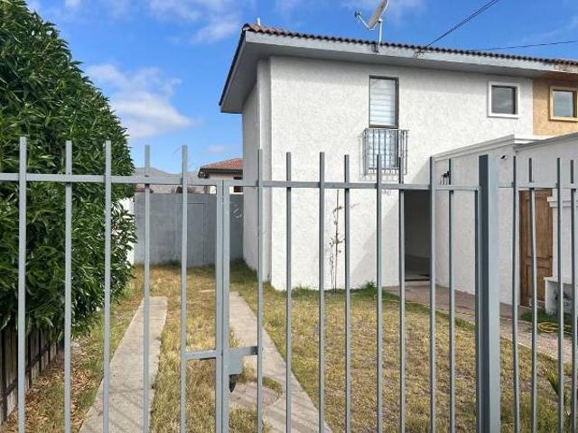 Arriendo Casa 3 dormitorios en el Sector Milagro LA SERENA