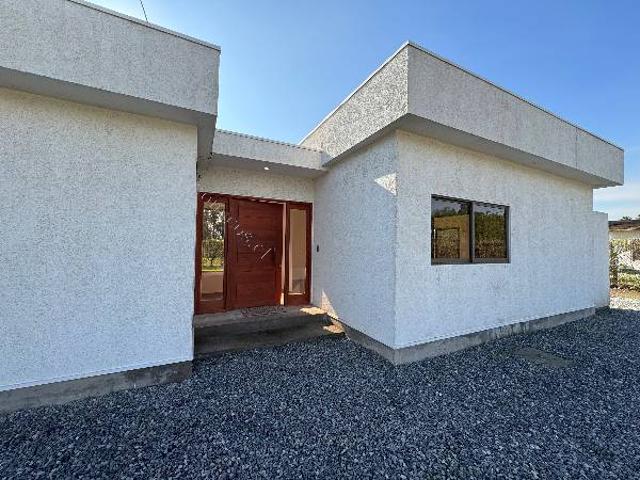 ARRIENDO CASA, 3 HABITACIONES, 2 BAÑOS, MELIPILLA