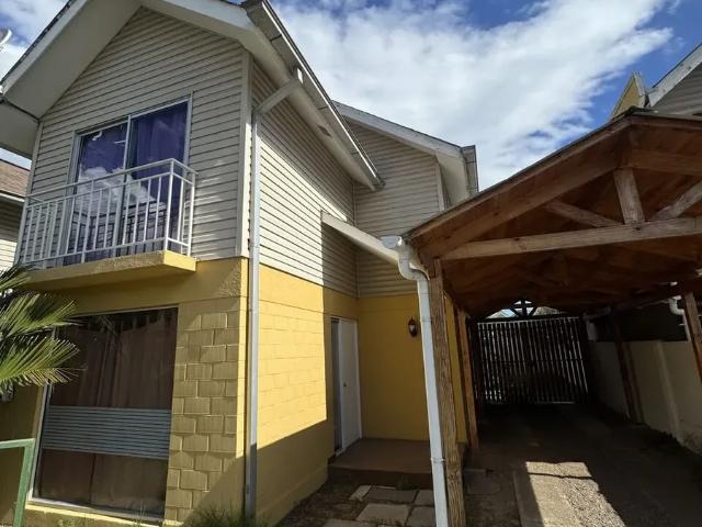 Arriendo Casa 3d/3b En Condominio Campo Verde La Cruz