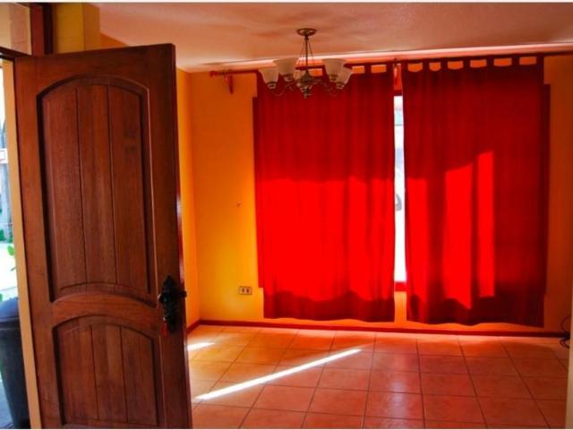 Arriendo casa 3D+2B Barrio Germania