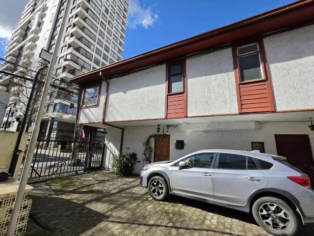 Arriendo Casa 3d/2b En Freire 1244, Concepción