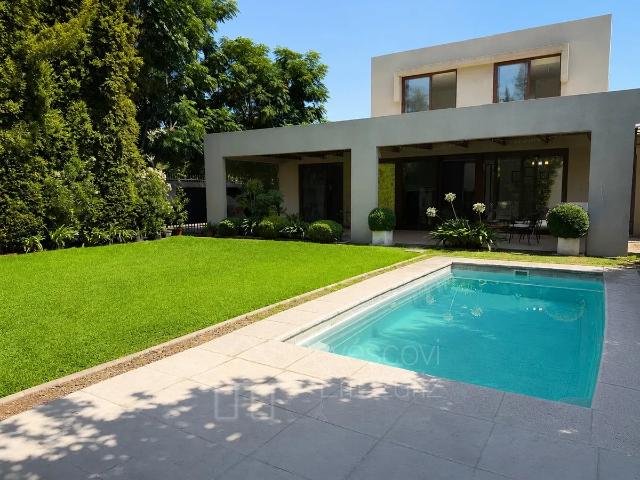 Arriendo Casa 3d Condominio Rukán Chicureo Piscina Y Jardín