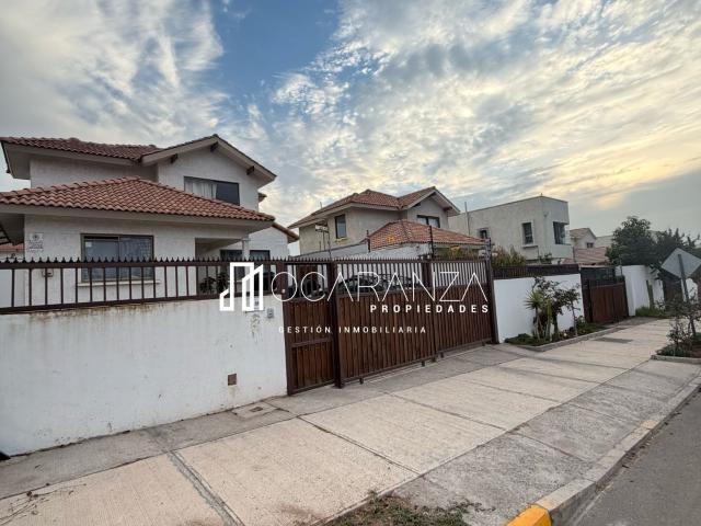 Arriendo Casa 3D 3B Sector Rosario de Peñuelas Reservada