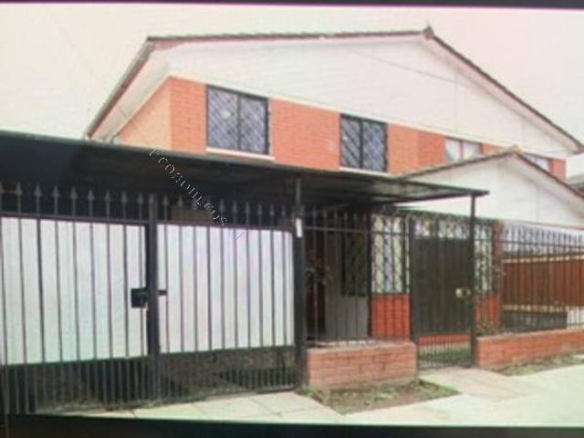 Arriendo casa