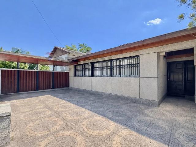 Arriendo casa 4 dormitorios