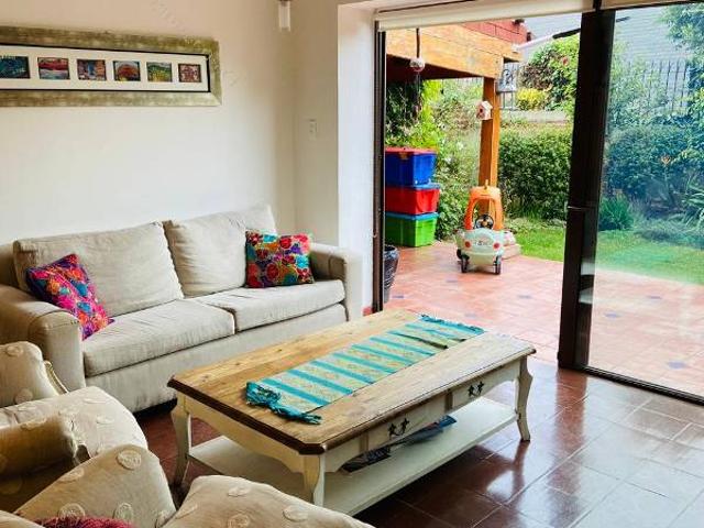 Arriendo Casa 5 Dorm, 5 B, 2 Est, 1 B En Condominio Cerrado