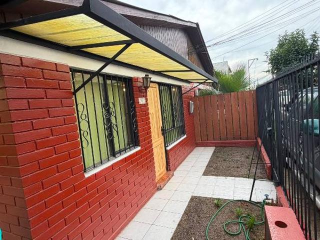 Arriendo casa