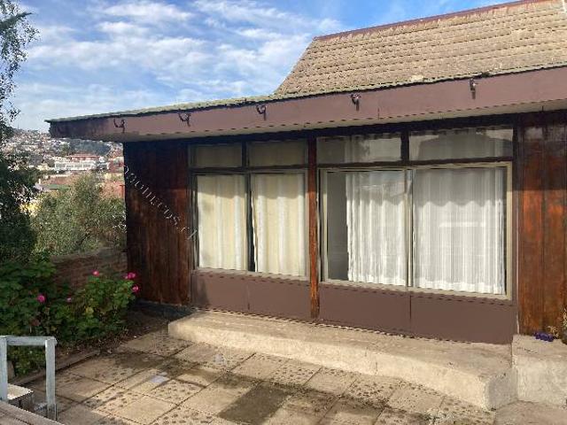 Arriendo casa