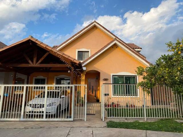 Arriendo Casa
