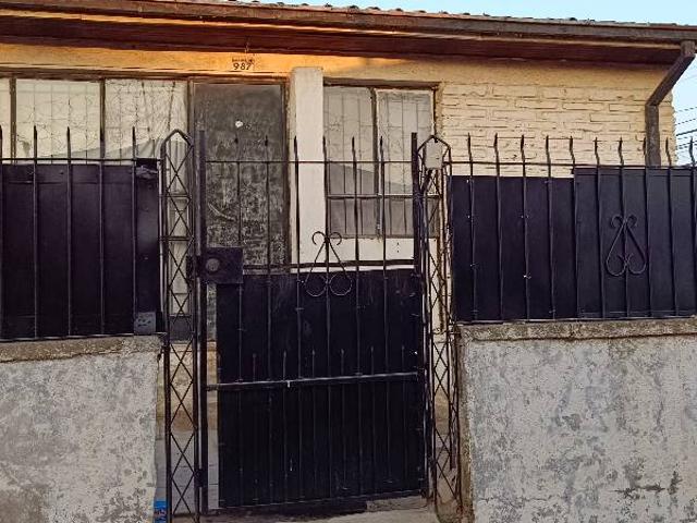 Arriendo casa