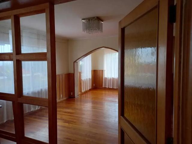 Arriendo Casona Con 5 Habitaciones Coronel 164199