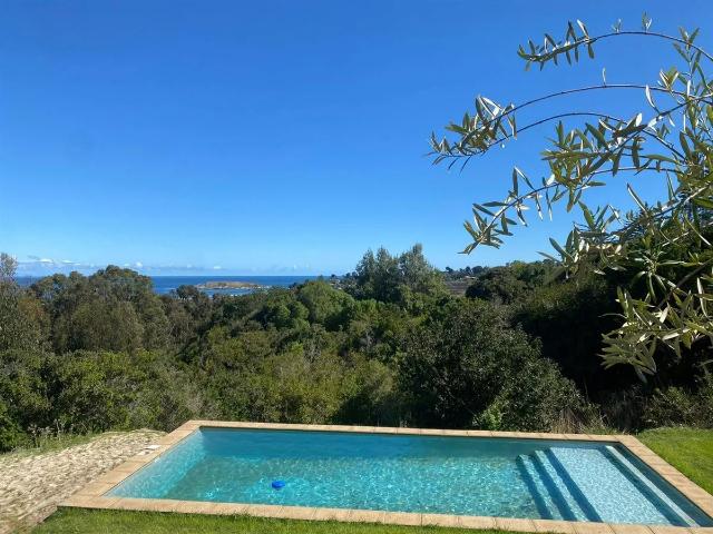 Arriendo De Verano En Cachagua Con Rica Vista Al Mar