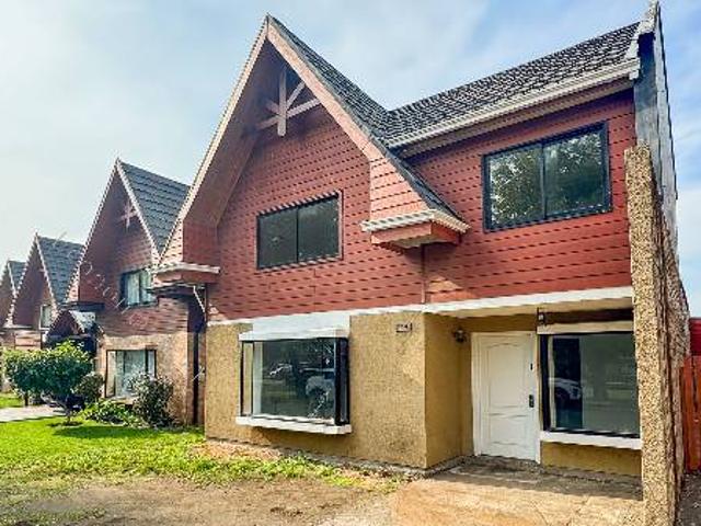 Arriendo de amplia casa de 120M2 en barrio residencial