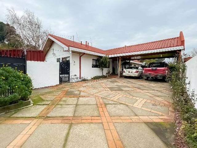 Arriendo de casa amoblada en Condominio Dole, en LA