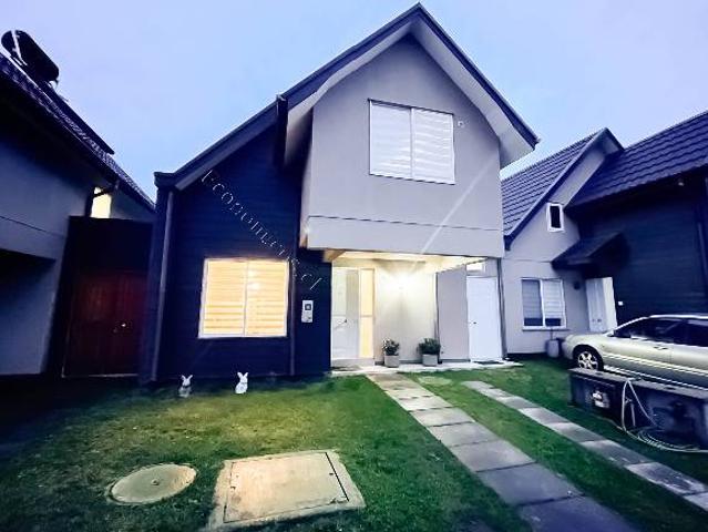 Arriendo de casa amoblada en condominio privado en LA