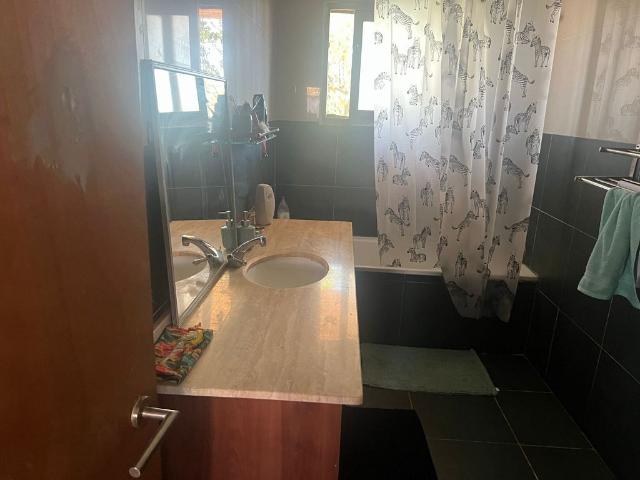 ARRIENDO DE CASA AMOBLADA PEÑAFLOR