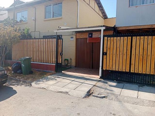 Arriendo de casa en la comuna de Peñaflor