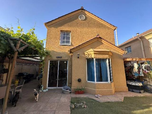 ARRIENDO DE CASA EN VALLE LO CAMPINO, QUILICURA, STGO