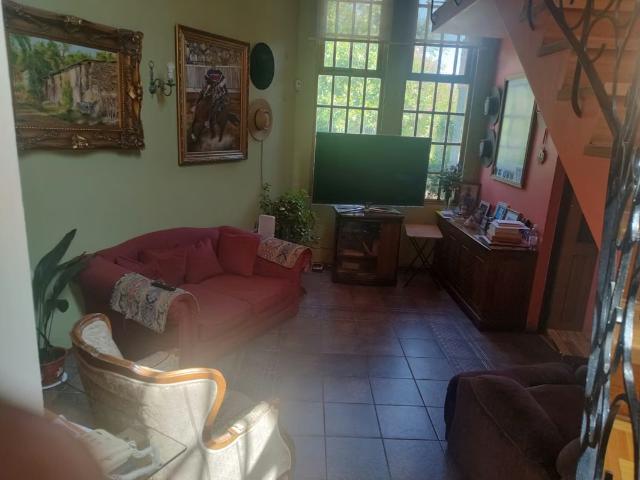 Arriendo de Casas en Talca | Hermosa casa en parcela de 5000 m2, Loteo La Reina, Talca 5 Dormitorios por CLP 1500. 00