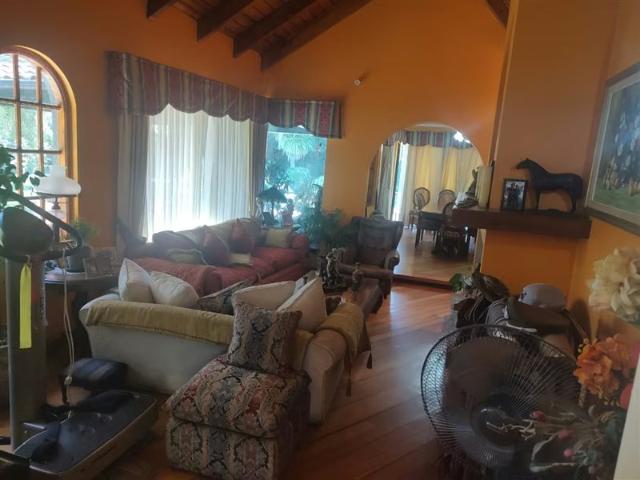 Casas en arriendo en Talca | Se arrienda hermosa casa Loteo La Reina, Talca 4 dormitorios por CLP 1500. 00