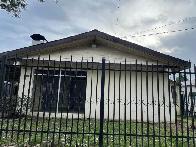 Arriendo de Casas en Temuco | Arriendo amplia casa de 4 dormitorios a pasos de Av. San Martín, Temuco – $750.000 4 Dormitorios por CLP 750000.00