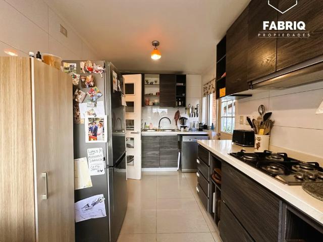 Arriendo de Casas en Temuco | EXCELENTE CASA EN CONDOMINIO 4DOR +3BAÑOS 4 Dormitorios por CLP 1300. 00