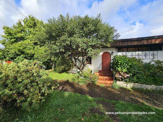 Arriendo de Casas en Valdivia | Hermosa casa. Gran propiedad ideal oficinas, cafés, peluquería entro otros. 4 Dormitorios por CLF 80.00