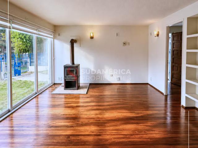 Arriendo de Casas en Valdivia | Se Arrienda Casa en Avenida Francia, Valdivia 3 Dormitorios por CLP 920000.00